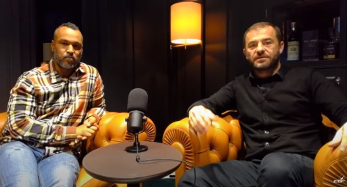 Patrick Esume und Zeljko Karajica auf Youtube