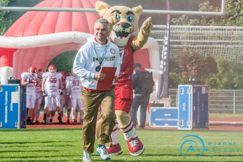 Mark Holtze bleibt Headcoach bei den Lübeck Cougars
